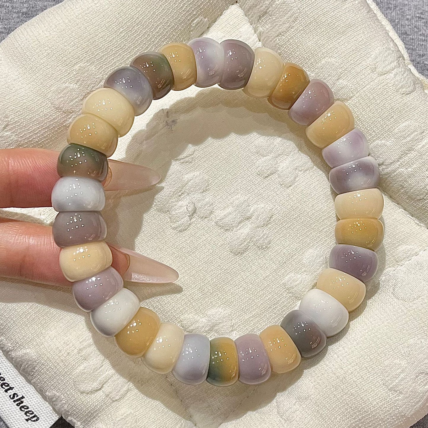 Bestseller – Candy Bowl Bodhi Fidget Bracelet for Stress Relief