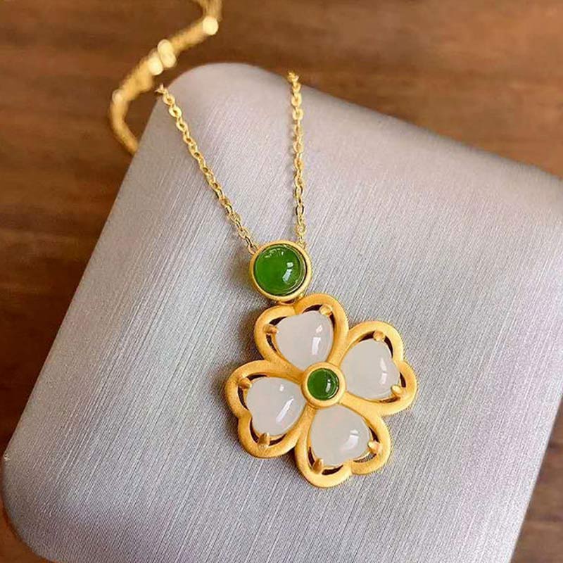 Wear FengShui 925 Sterling Silver Lucky Four Leaf Clover Jade Prosperity Necklace Chain Pendant