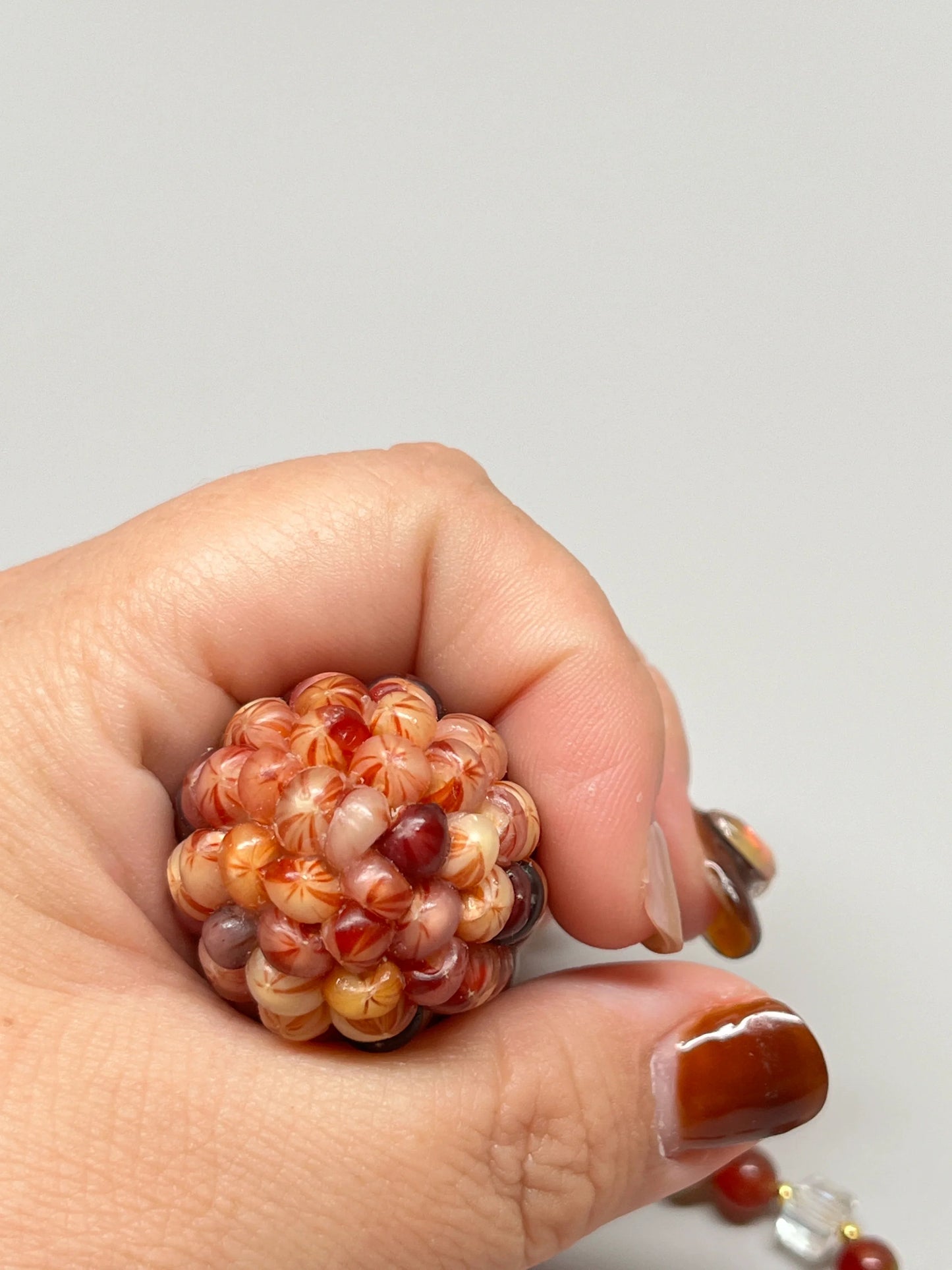 High-Transparency Gemstone Pink Blood Corn Ornament for Reducing Stress