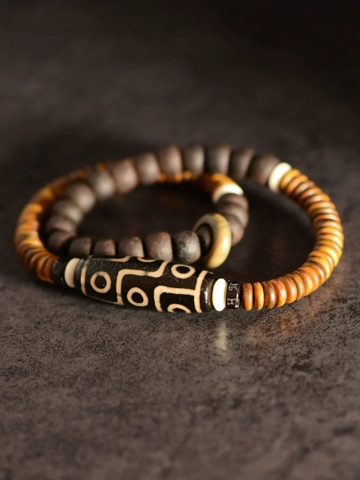 Tibetan Green Sandalwood Nine-Eyed Dzi Beads Bracelet