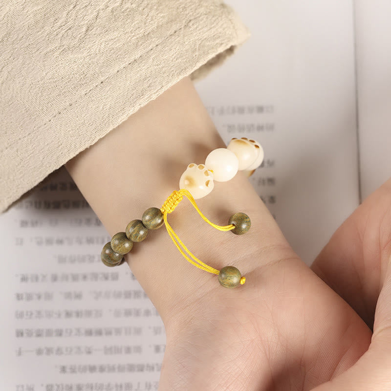Wear FengShui Natural Green Sandalwood Bodhi Seed Cat Paw Claw Cure Bracelet