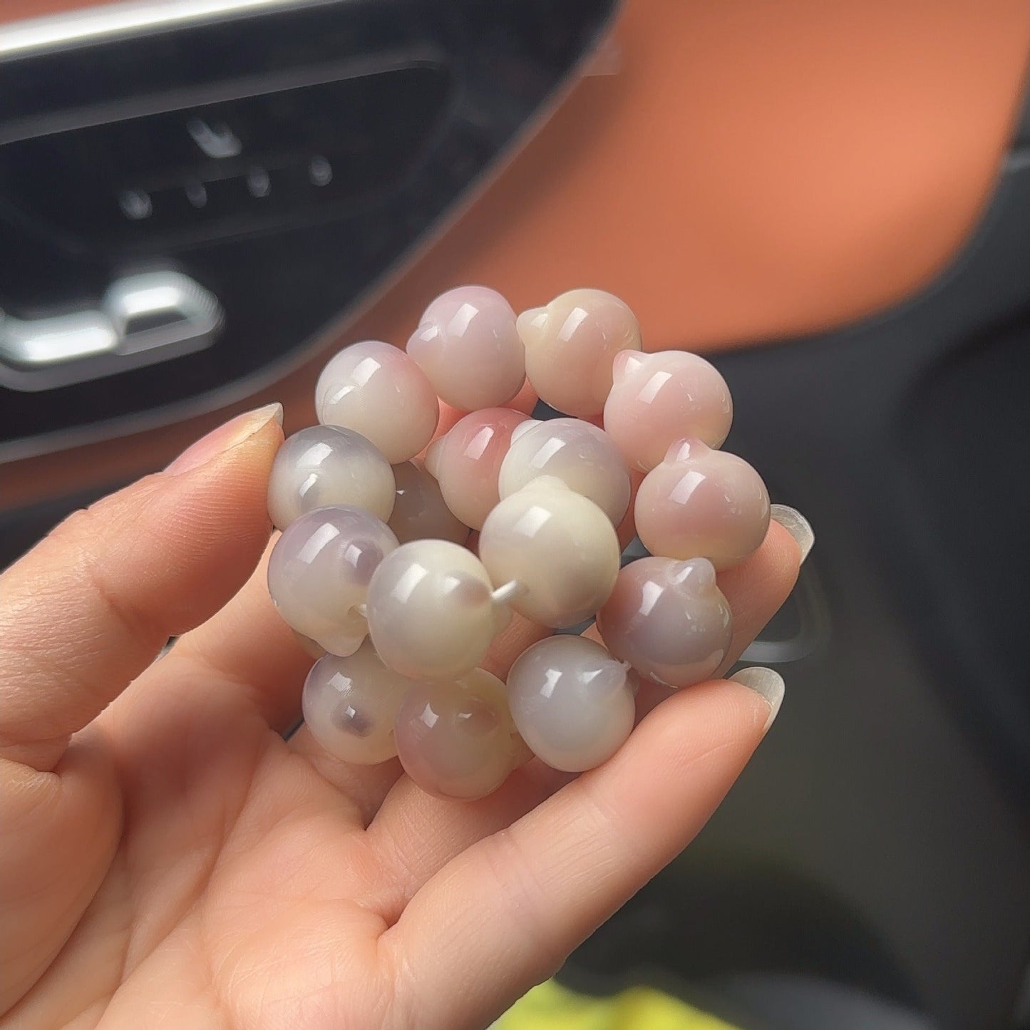 New Glassy Pink-Purple Cat Head Bodhi Bracelet