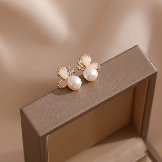 Wear FengShui 18k Gold Plated Pearl Butterfly Love Freedom Stud Earrings
