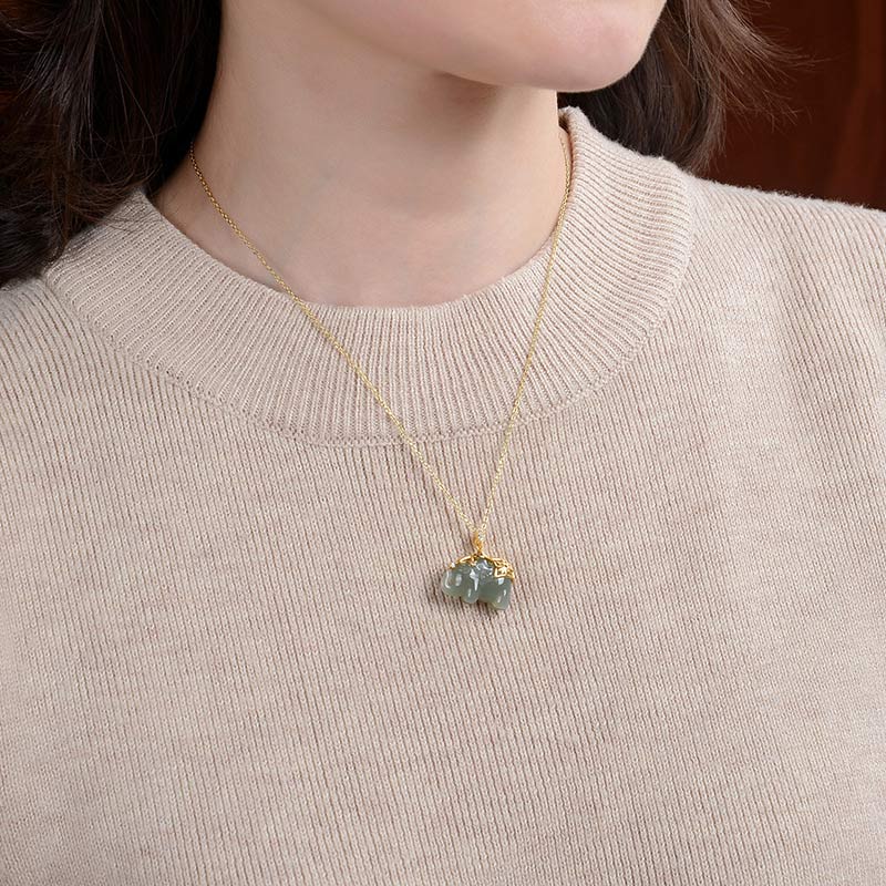 Wear FengShui 925 Sterling Silver Jade Elephant Blessing Fortune Necklace Chain Pendant