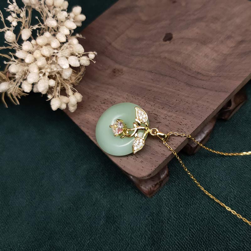 Wear FengShui Round Jade Leaf Blessing Fortune Necklace Chain Pendant