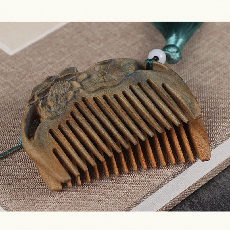 Wear FengShui Green Sandalwood Fox Peony Flower Lotus Engraved Cure Tassel Comb