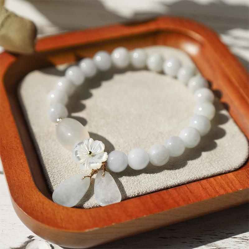 Wear FengShui "Hoping for Purity and Peace"Natural White Jade Bracelet Includes Gift Message Card