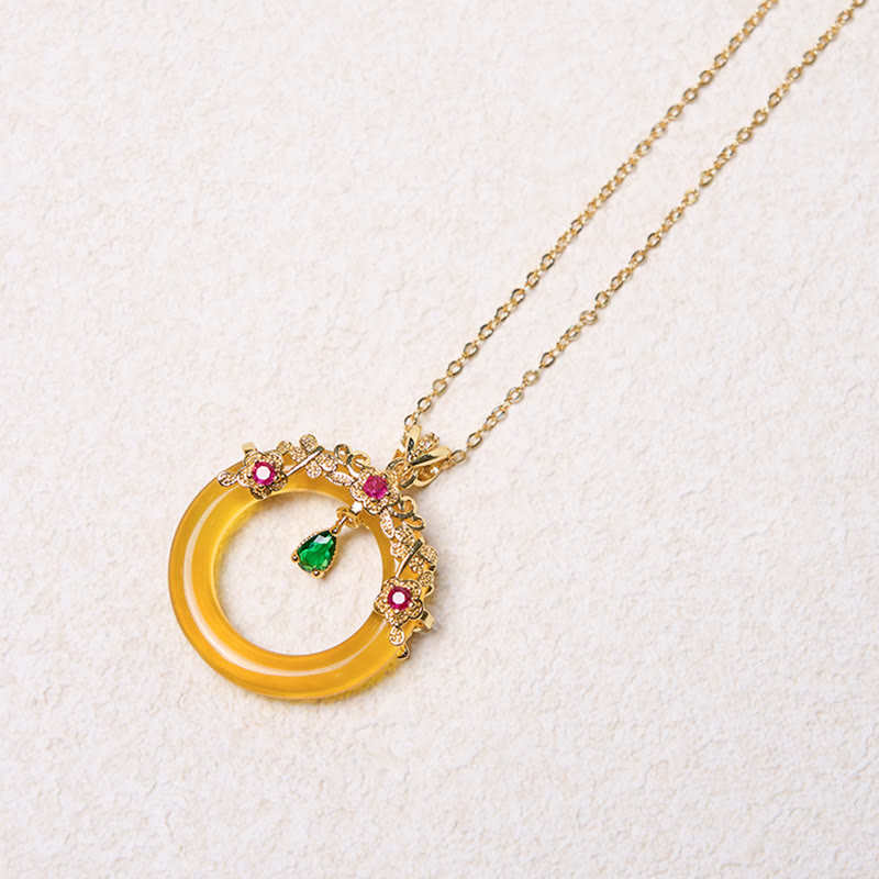 Wear FengShui Green Chalcedony Peace Buckle Design Strength Necklace Pendant