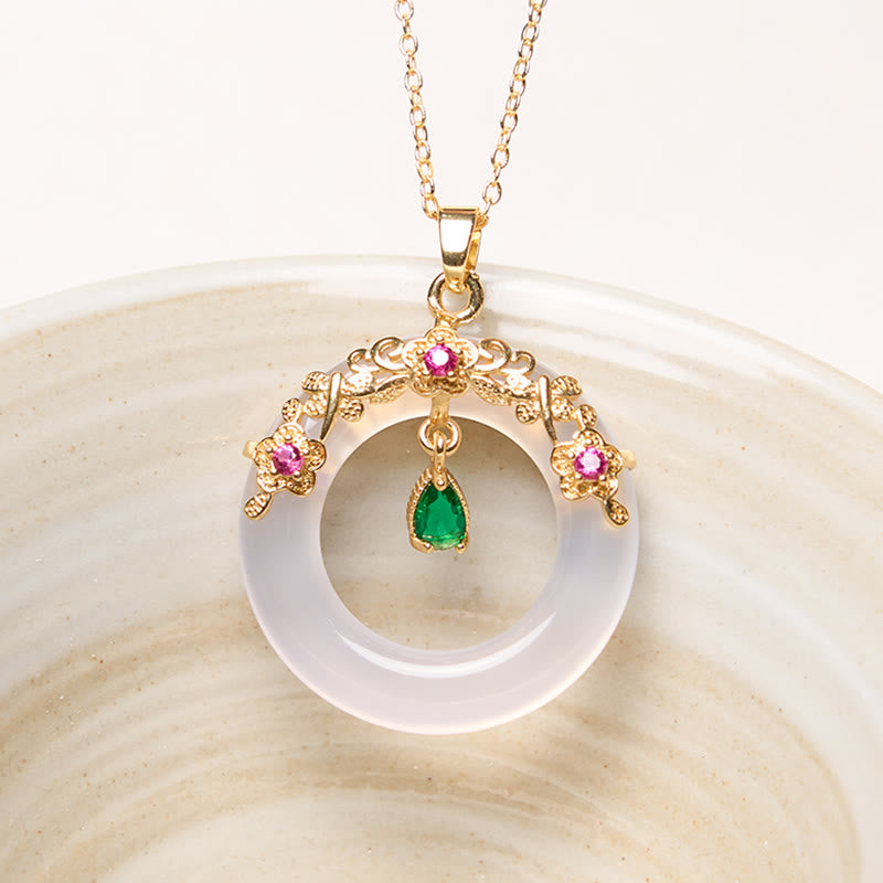 Wear FengShui Green Chalcedony Peace Buckle Design Strength Necklace Pendant