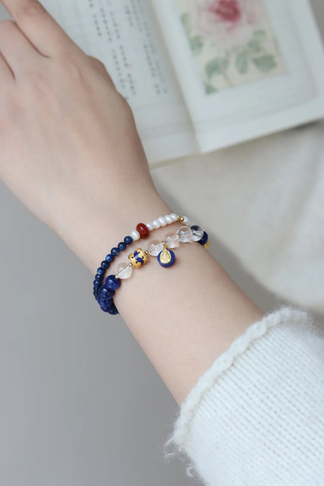 White Crystal, Blue Kyanite & Lapis Lazuli Bracelet – Elegant & Brightening Wealth Charm