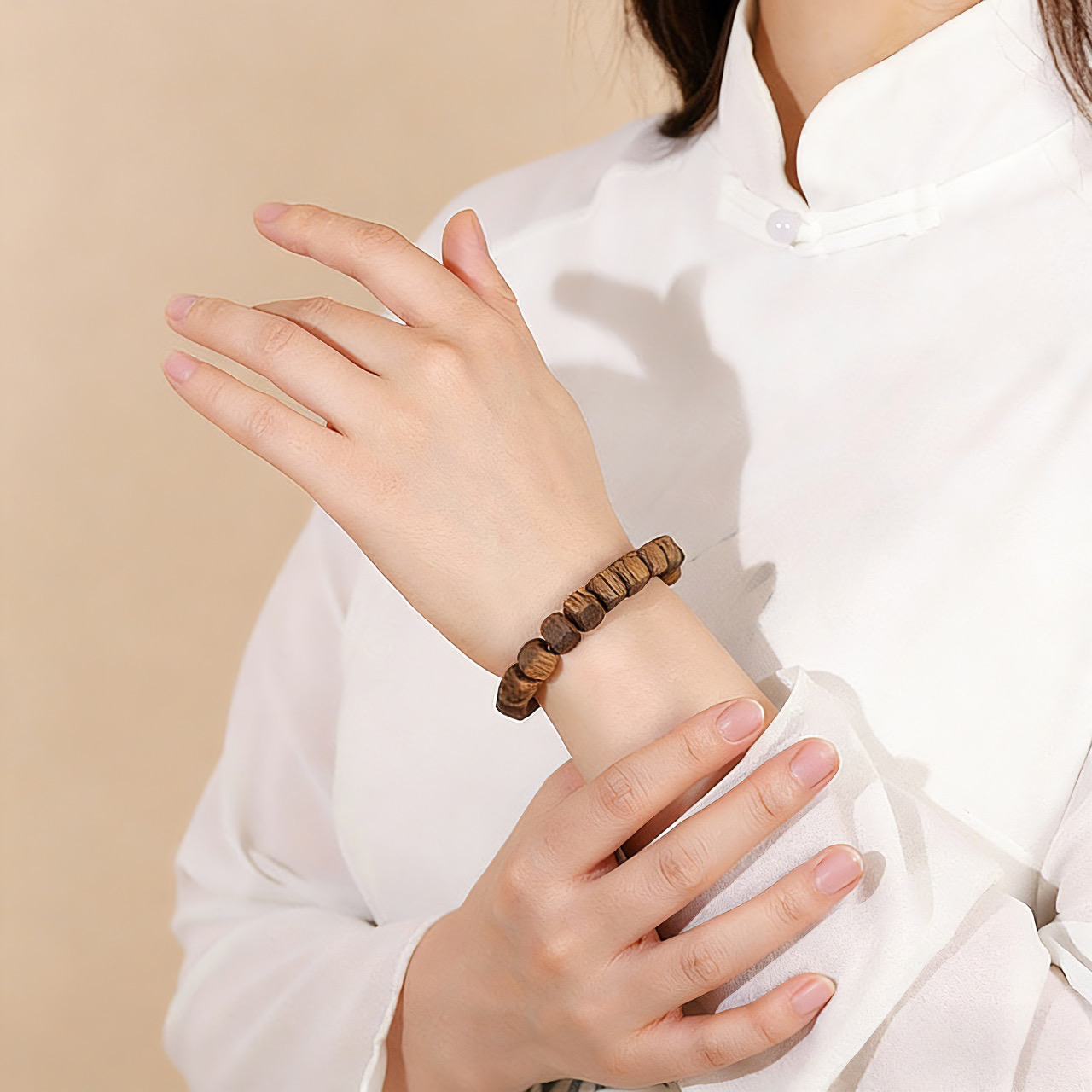 Natural Hainan Agarwood Cube Bead Bracelet – Health & Protection